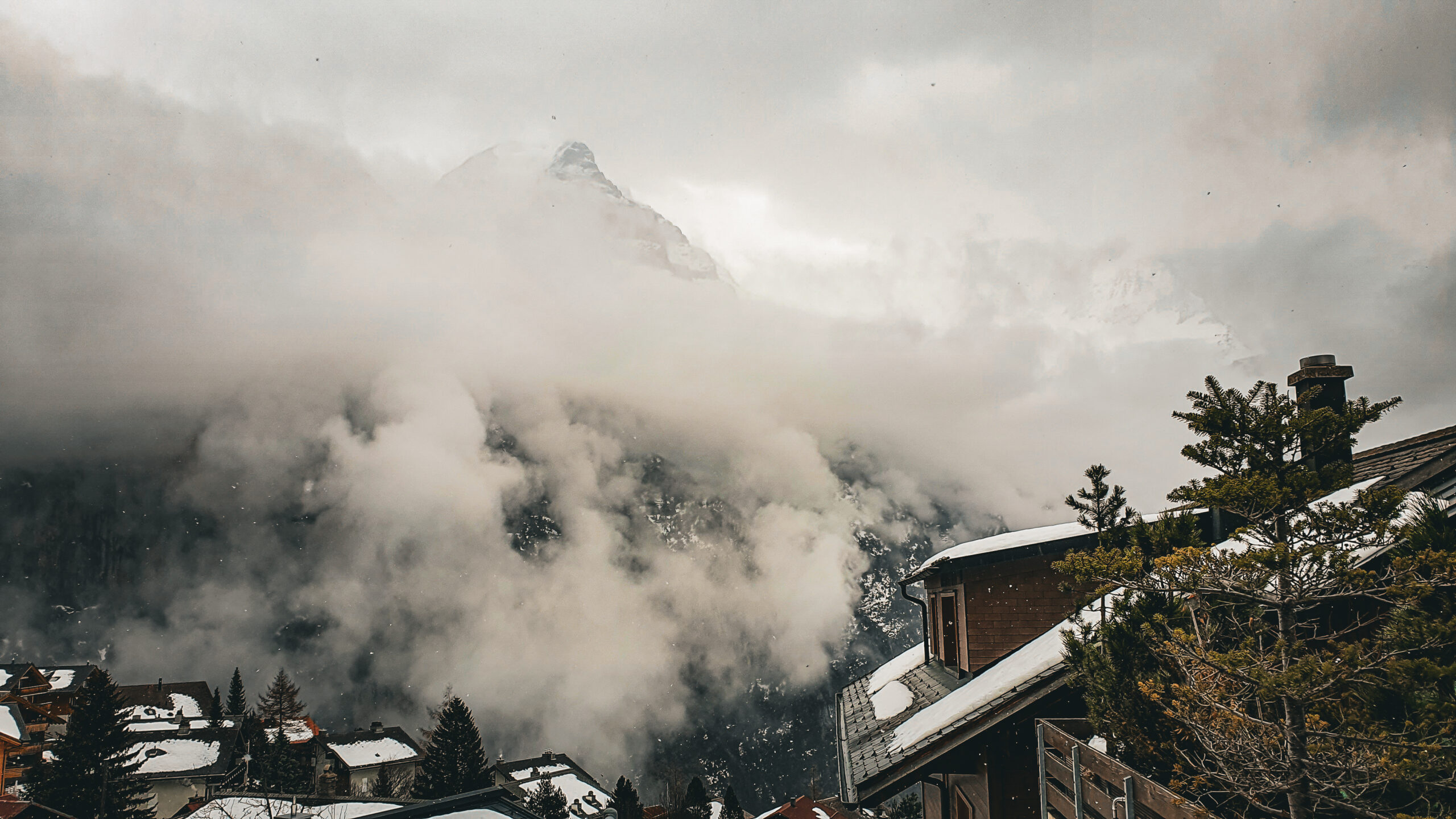 Lauterbrunnental, lauterbrunnen, wodospad, szwajcarii, Mürren, mira peta blog