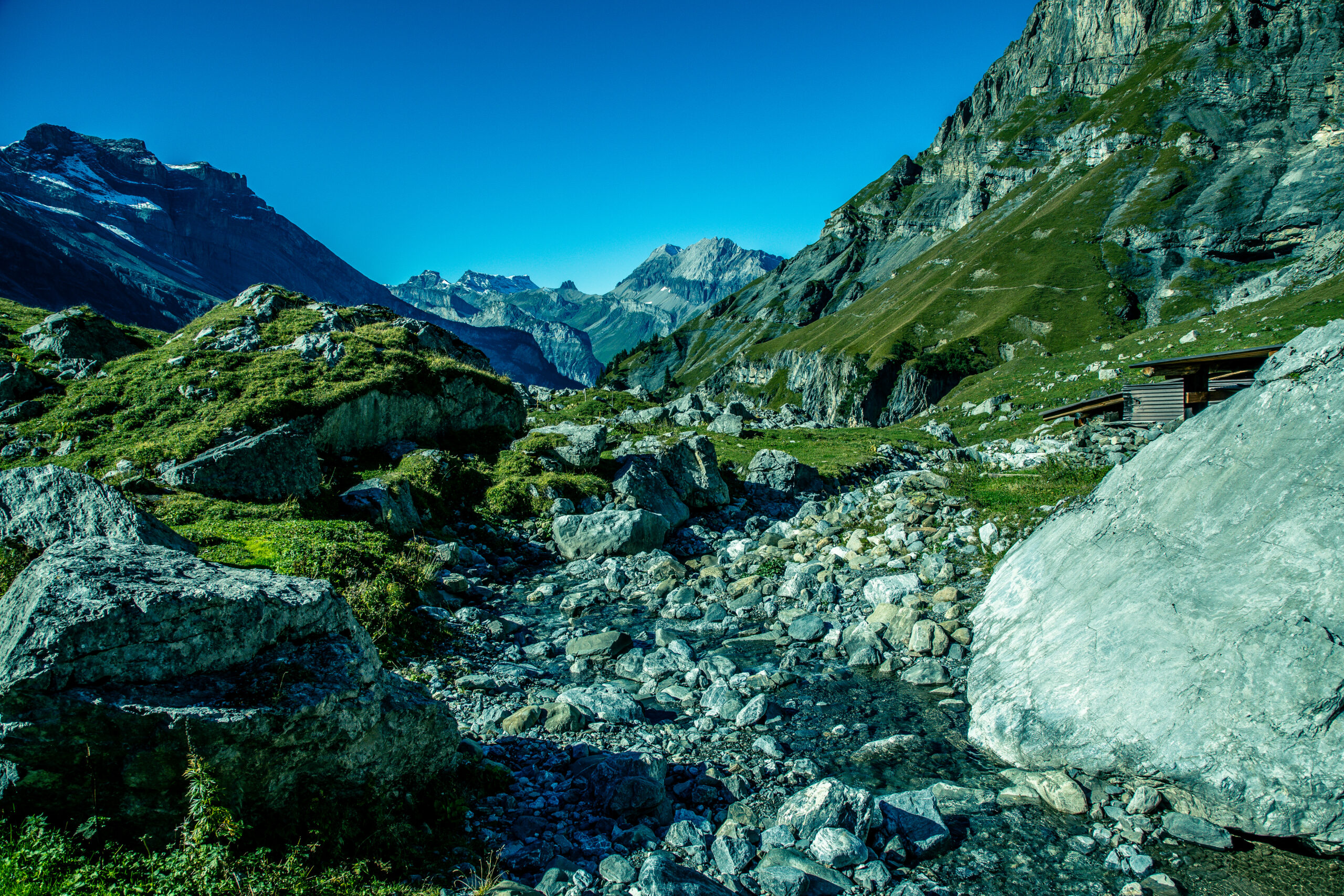 Oeschinensee, jezioro oeschinensee, oeschinensee szwajcaria, switzerland oeschinensee, kandersteg oeschinensee, mira peta blog